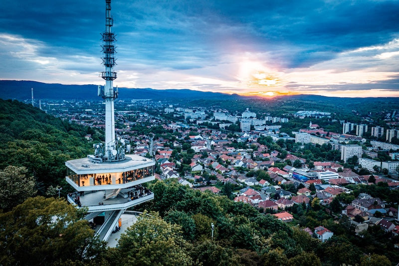 EZÉRT INDÍTOTTUK EL A HUNIWEART